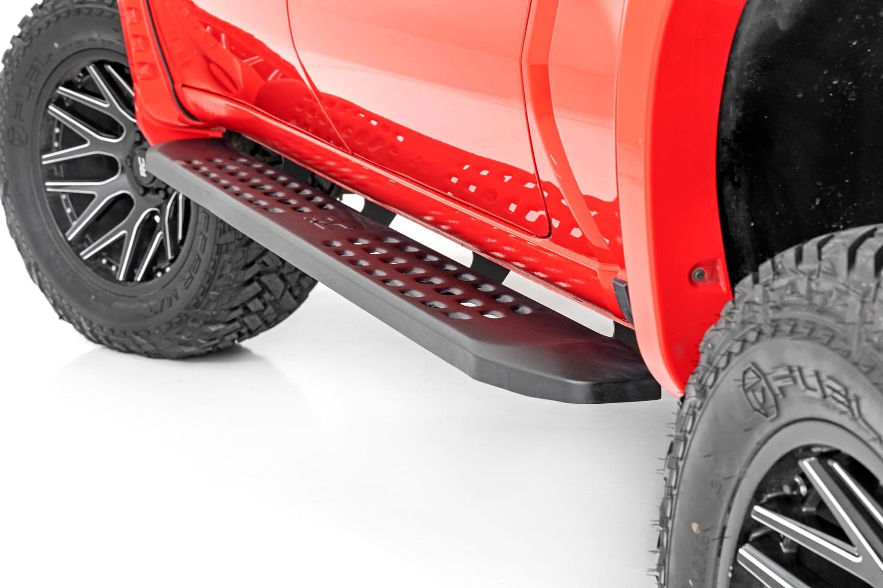RPT2 Running Boards, Black — GM 1500 Crew Cab Bracket Kit