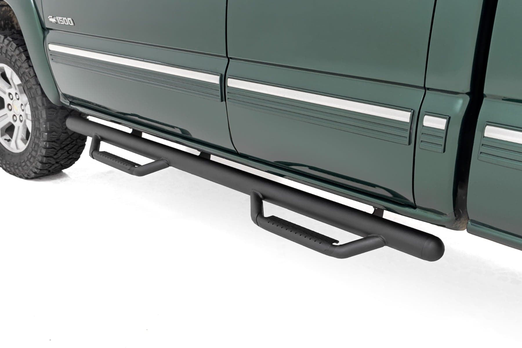 Nerf Steps for Extended Cab Models with 6'7" Bed