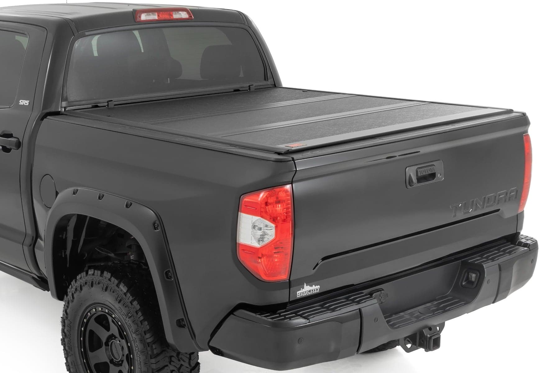 Rough Country tonneau cover for Toyota Tundra (2007–2021)