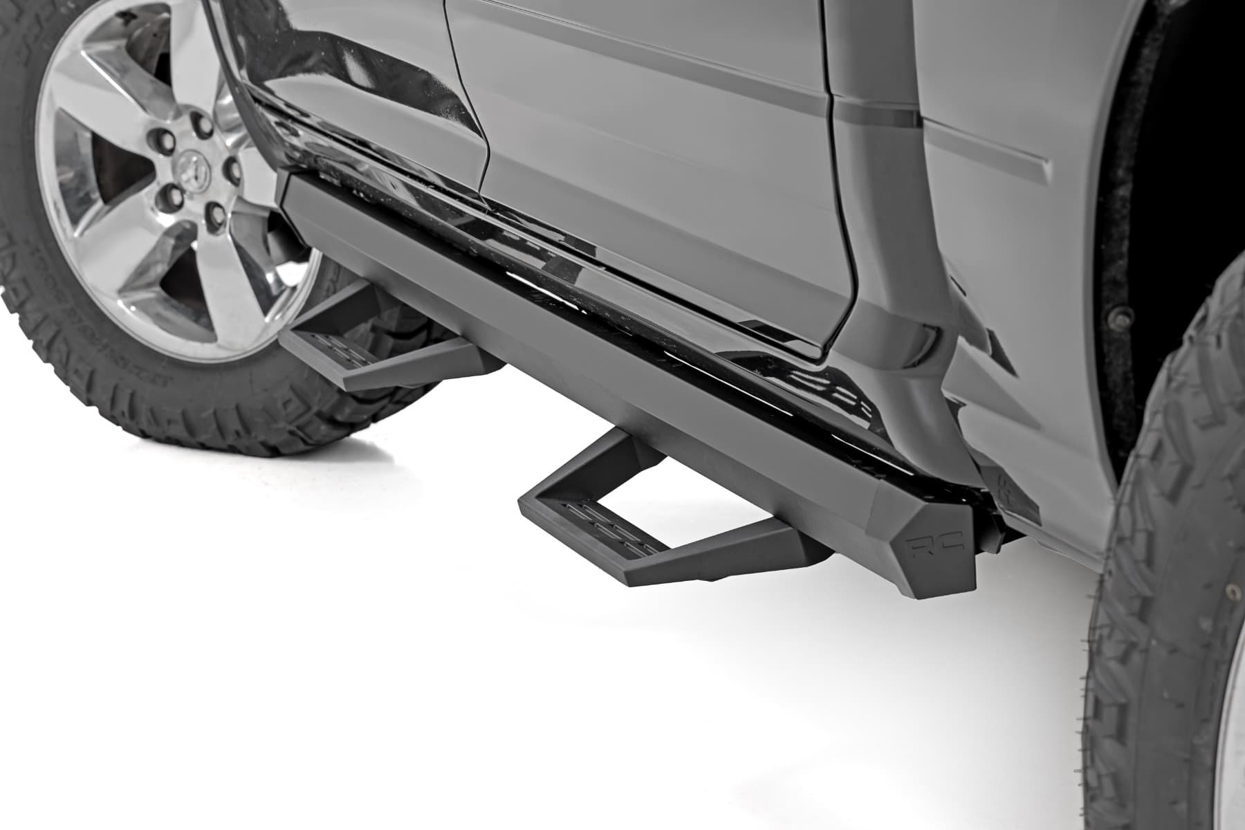SRL2 Adjustable Aluminum Step Rails for Crew Cab (76-Inch)