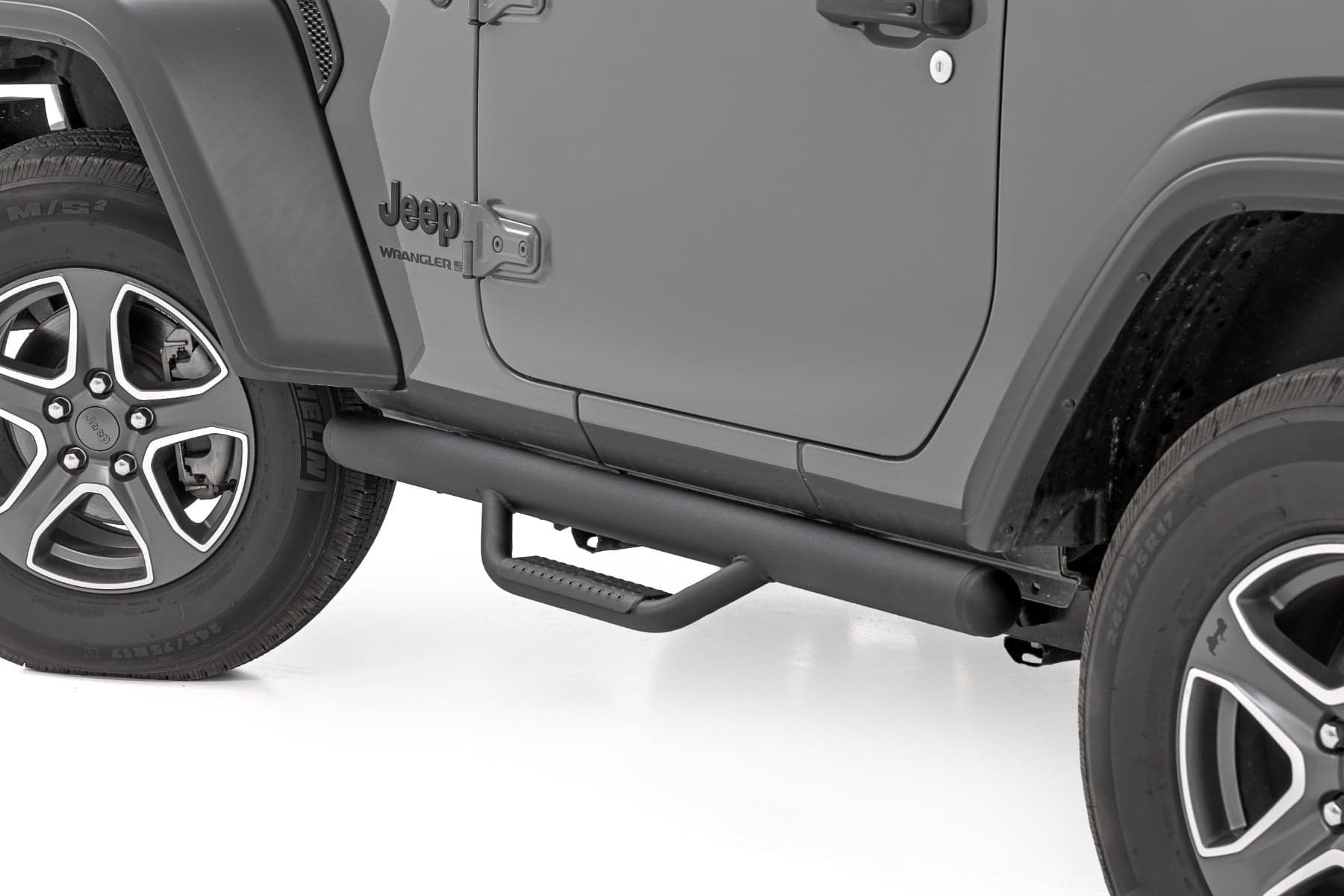 Rough Country running board for Jeep Wrangler (2019–2026)
