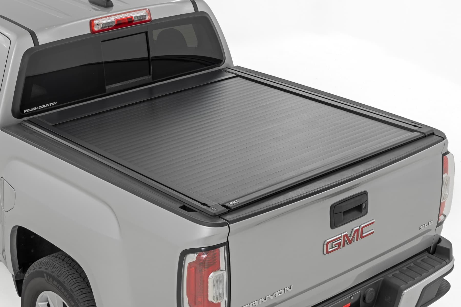 Rough Country tonneau cover for GMC Canyon (2015–2026)