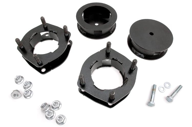 Rough Country lift kit for Jeep Grand Cherokee (2005–2010)