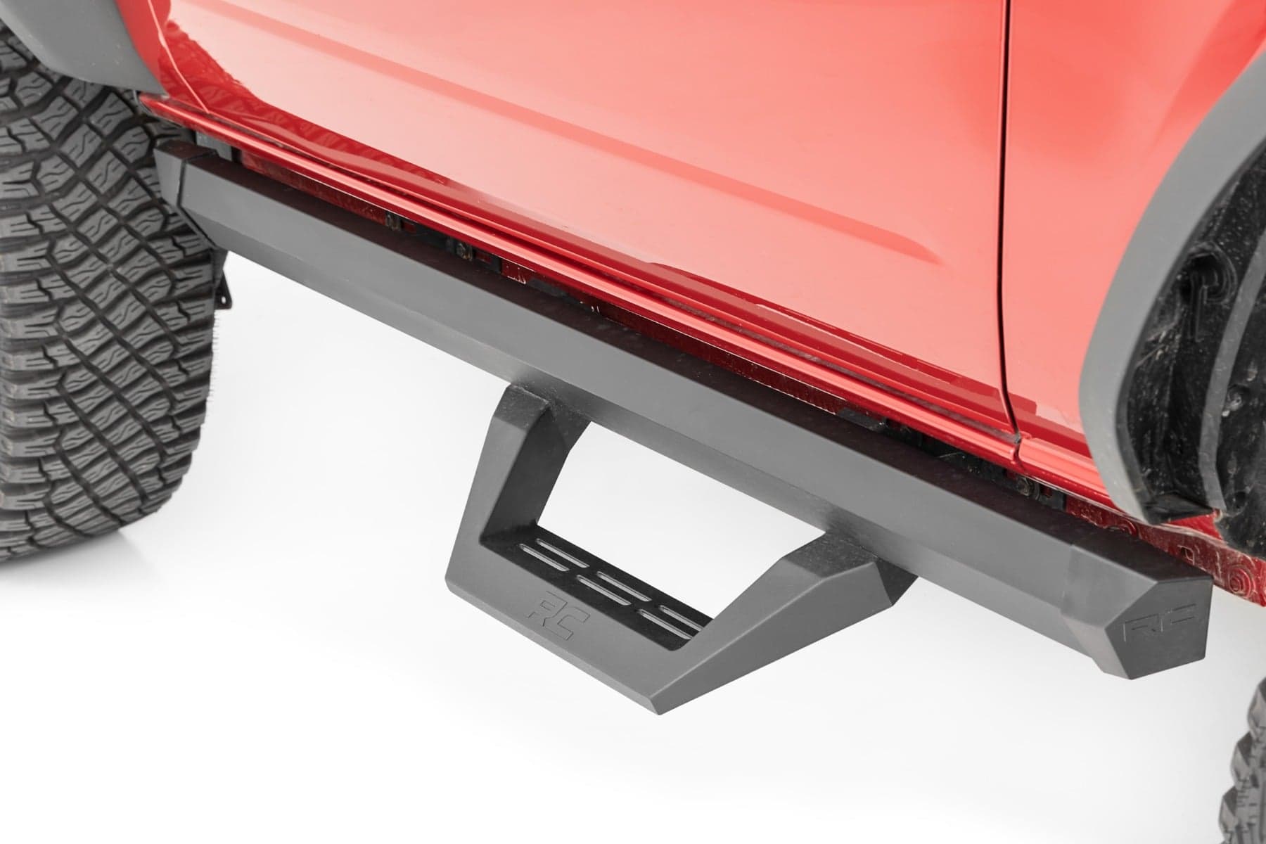 Rough Country running board for Ford Bronco (2021–2026)