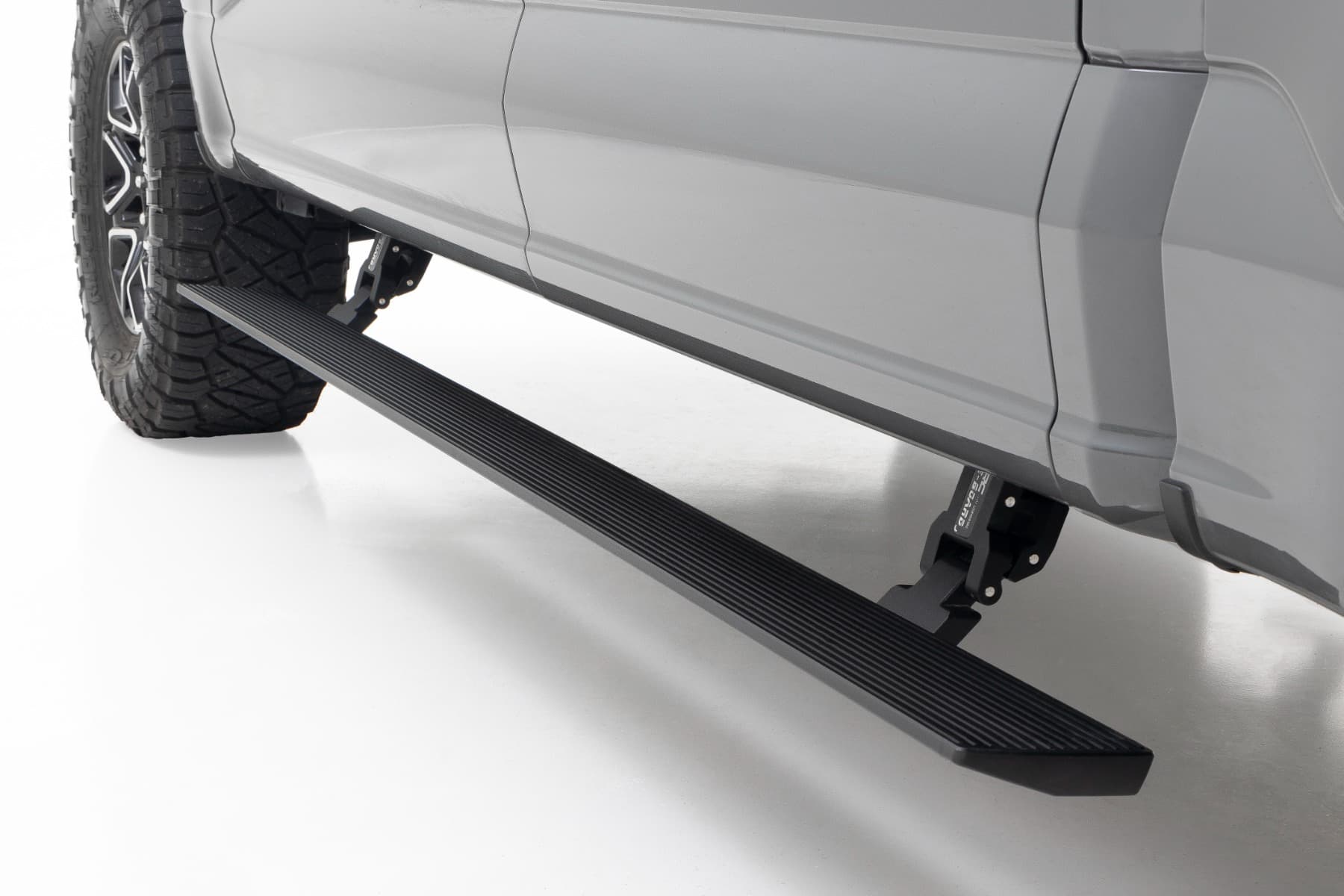 Rough Country running board for Ford F-150 (2015–2026)