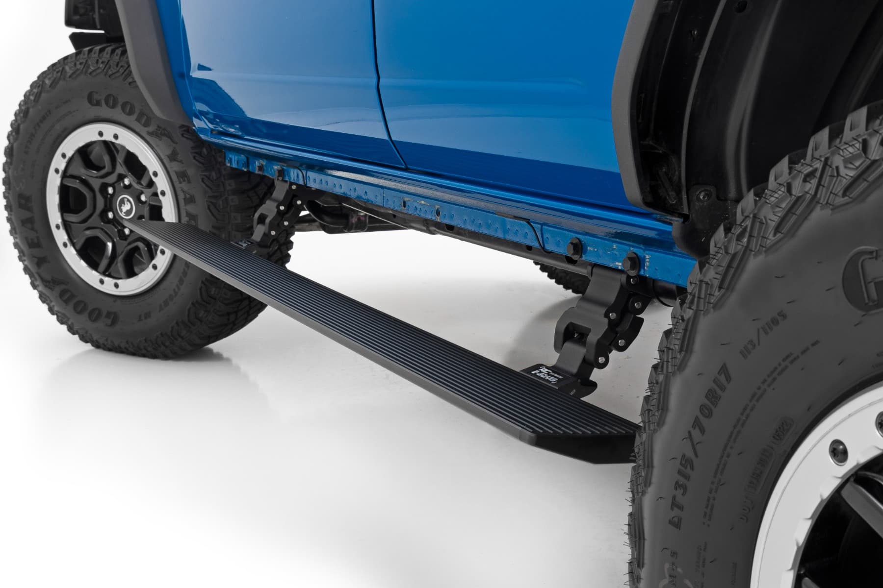 Rough Country running board for Ford Bronco (2021–2026)