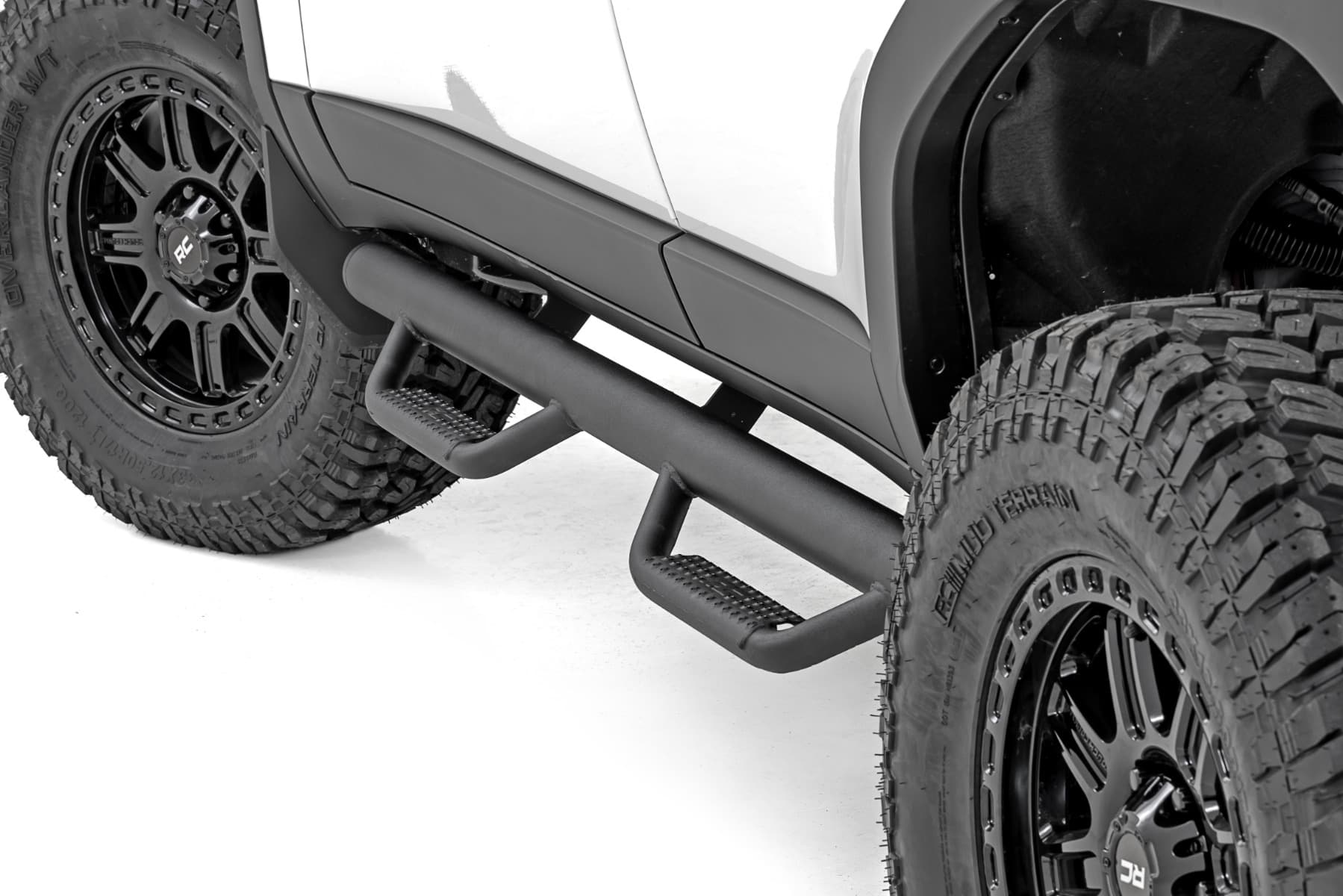 Nerf Steps with Stone Guards for 2024-2026 Toyota Land Cruiser AWD