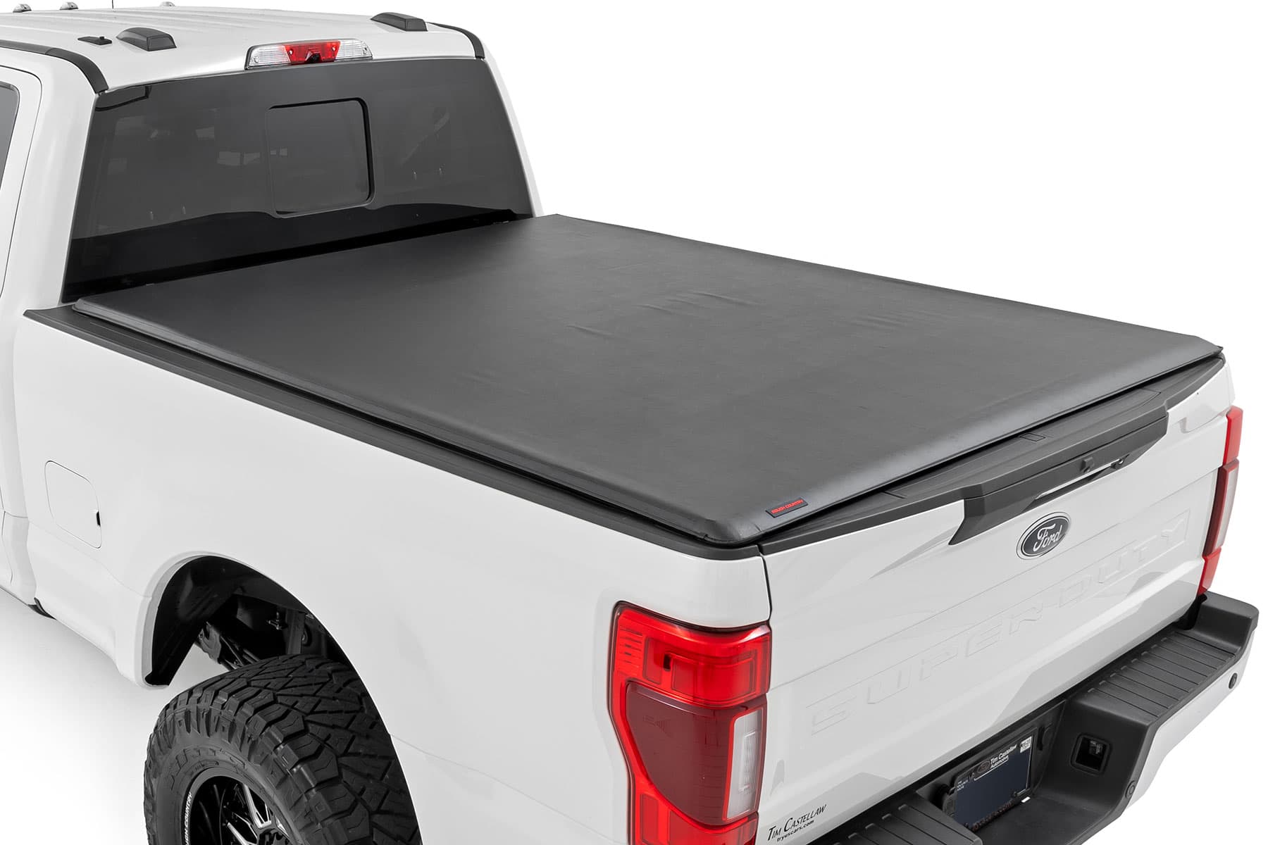 Rough Country tonneau cover for Ford F-250 Super Duty (2017–2026)